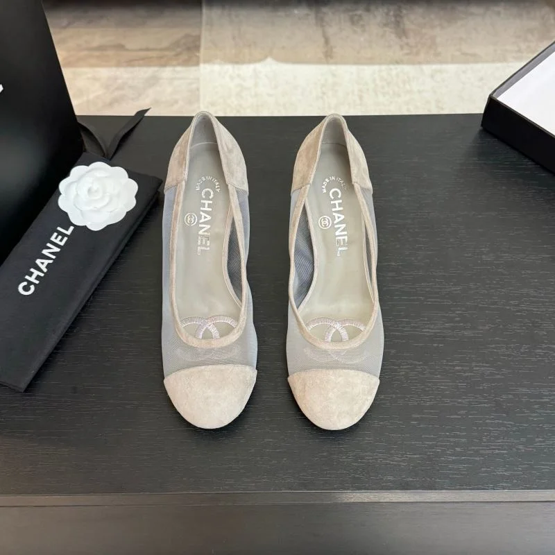 Chanel Heeled Shoes Youthful 18150
