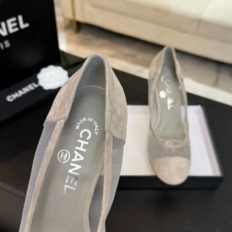 Chanel Heeled Shoes Youthful 18150