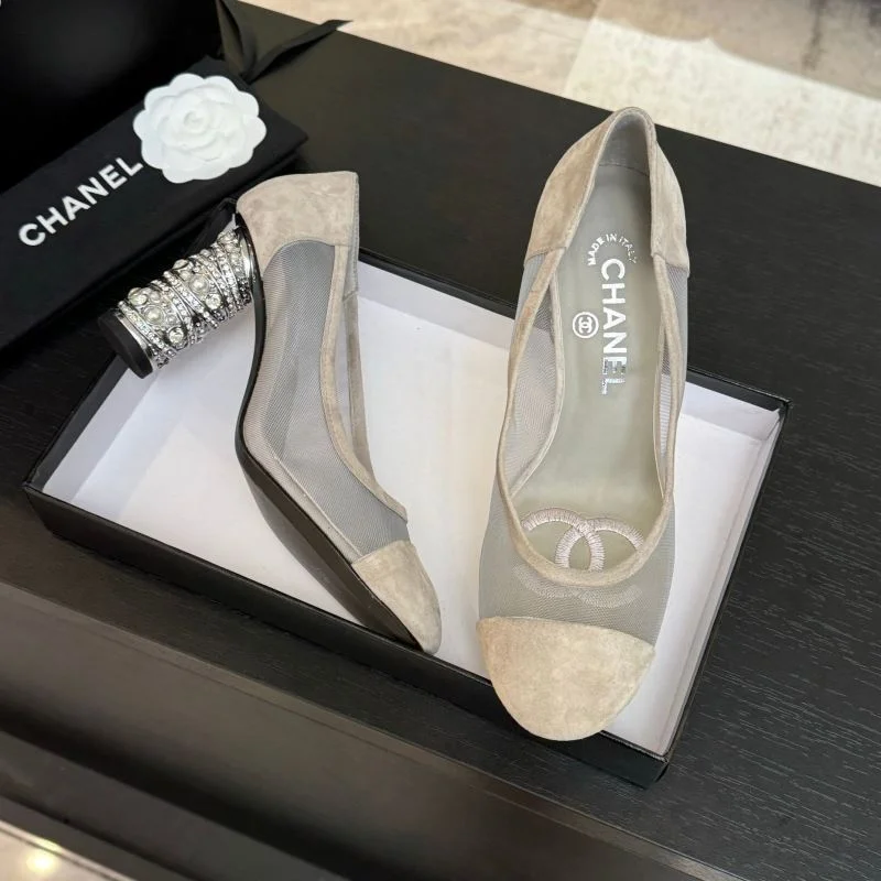 Chanel Heeled Shoes Youthful 18150