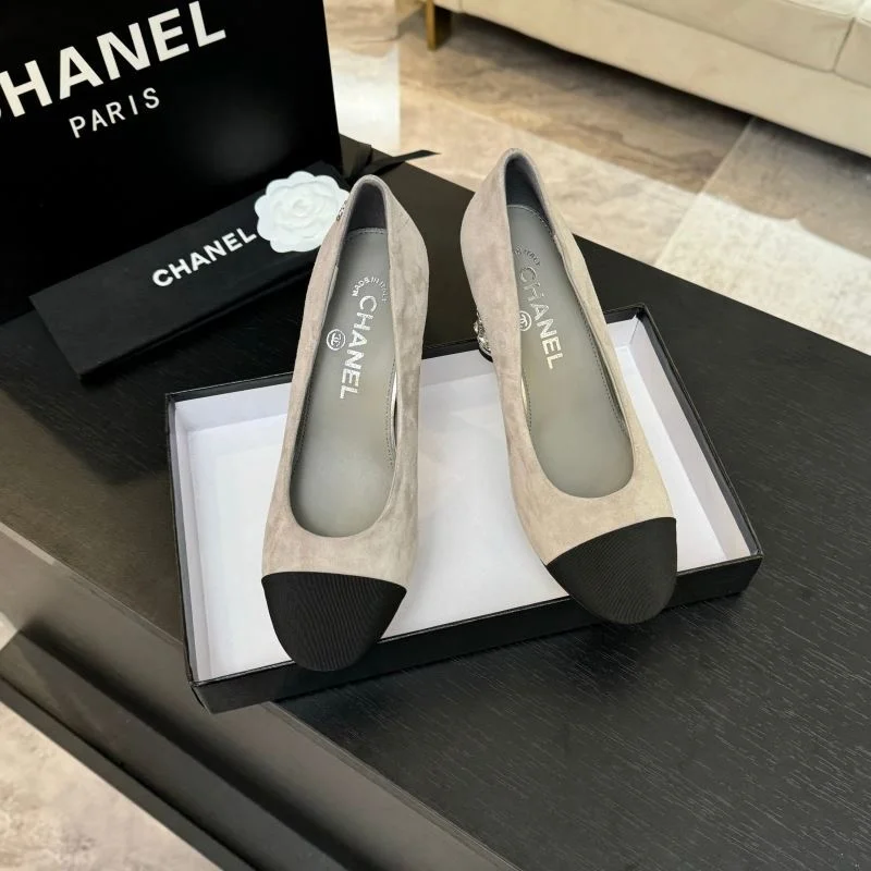 Trendy Chanel Heeled Shoes 18153