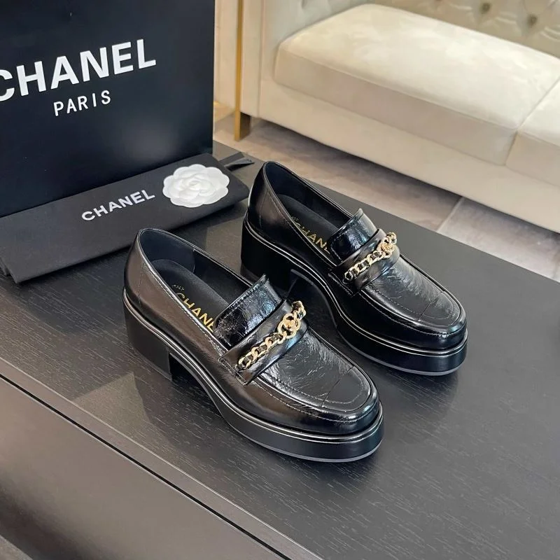 Chanel Heeled Shoes Efficient 18137