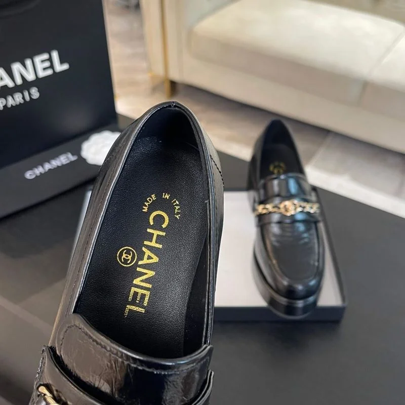 Chanel Heeled Shoes Efficient 18137