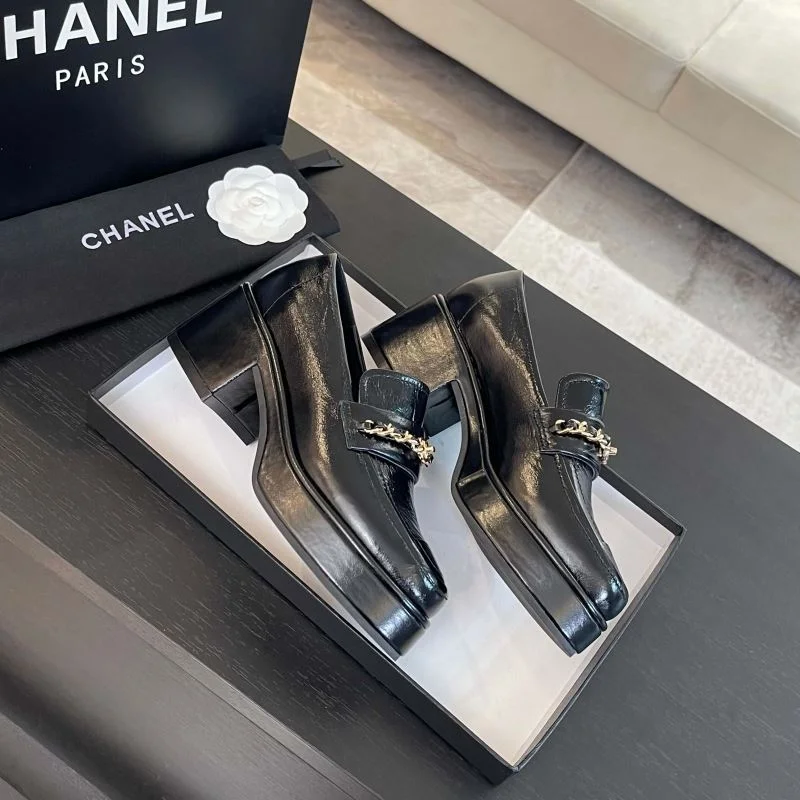 Chanel Heeled Shoes Efficient 18137