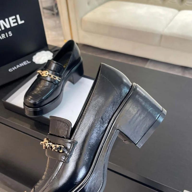 Chanel Heeled Shoes Efficient 18137