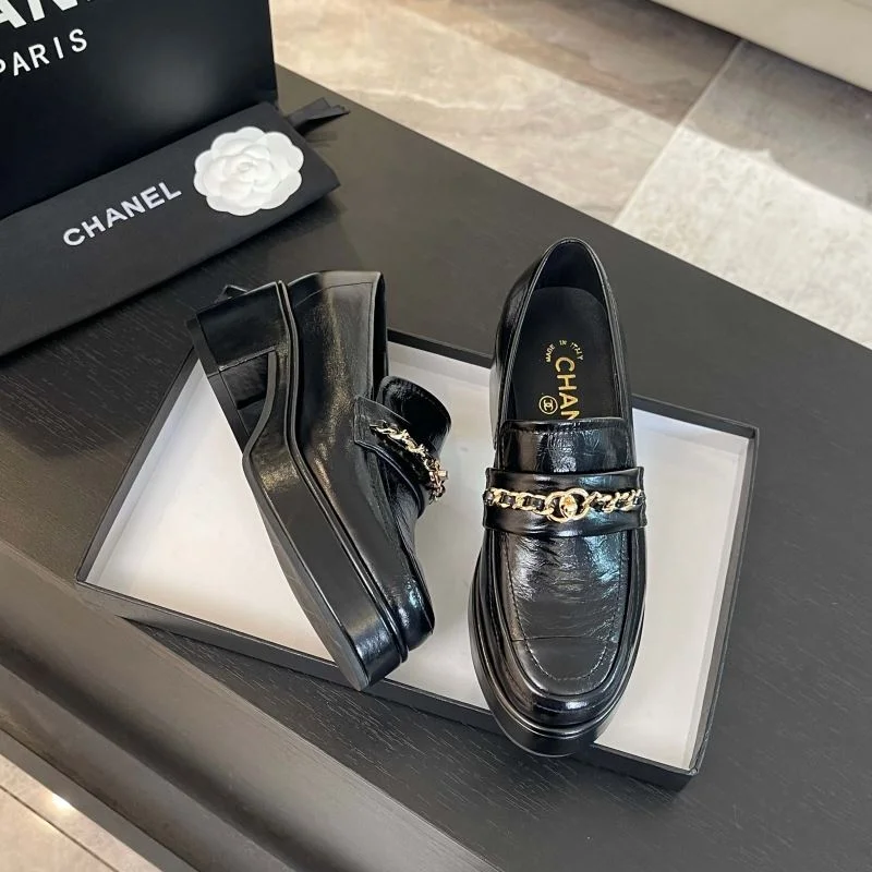 Chanel Heeled Shoes Efficient 18137