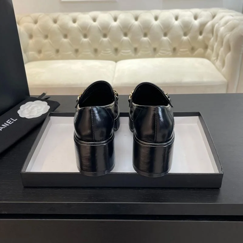 Chanel Heeled Shoes Efficient 18137