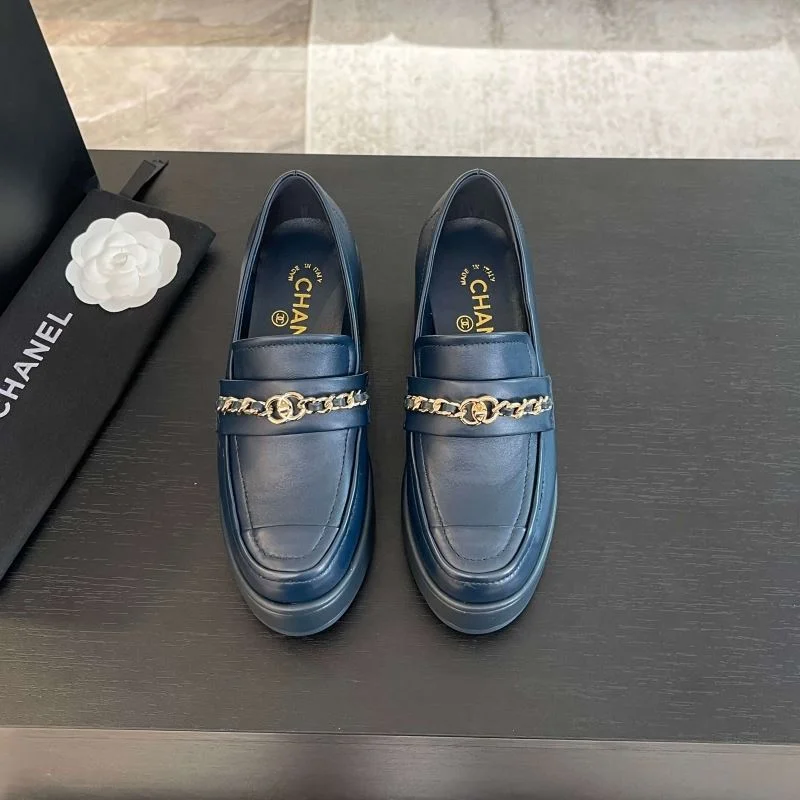 Snug Chanel Heeled Shoes 18139