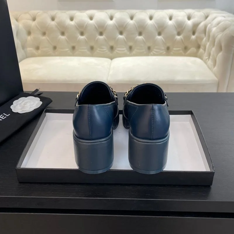 Snug Chanel Heeled Shoes 18139