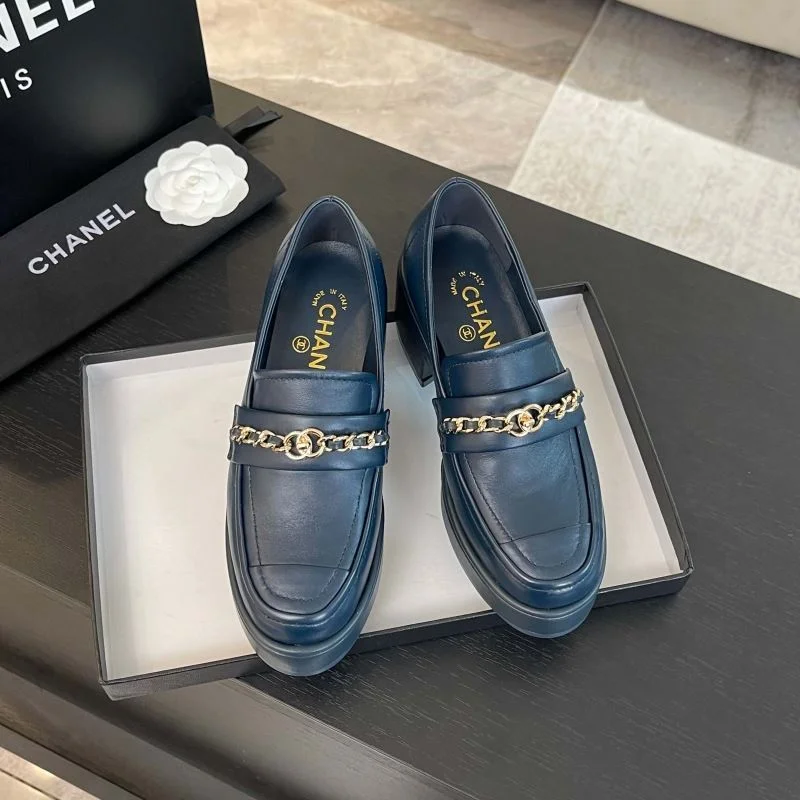Snug Chanel Heeled Shoes 18139