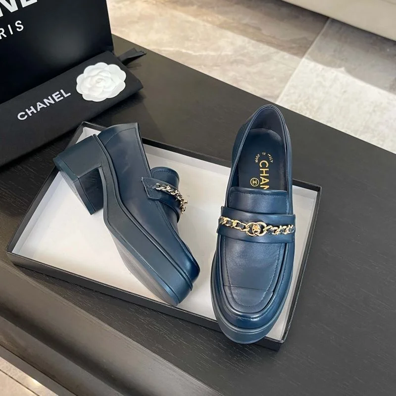 Snug Chanel Heeled Shoes 18139