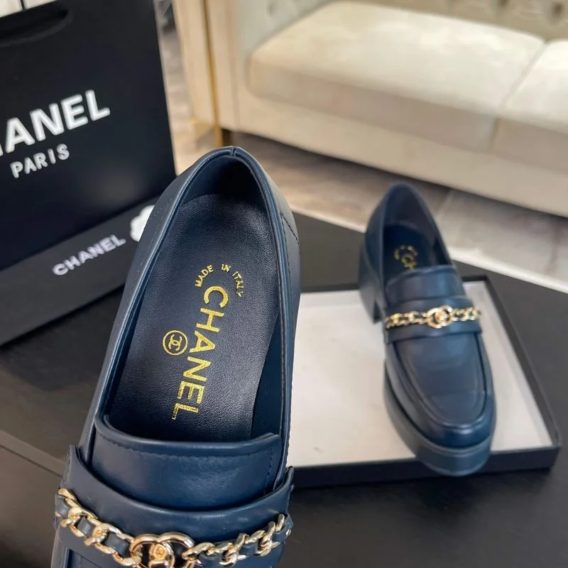 Snug Chanel Heeled Shoes 18139
