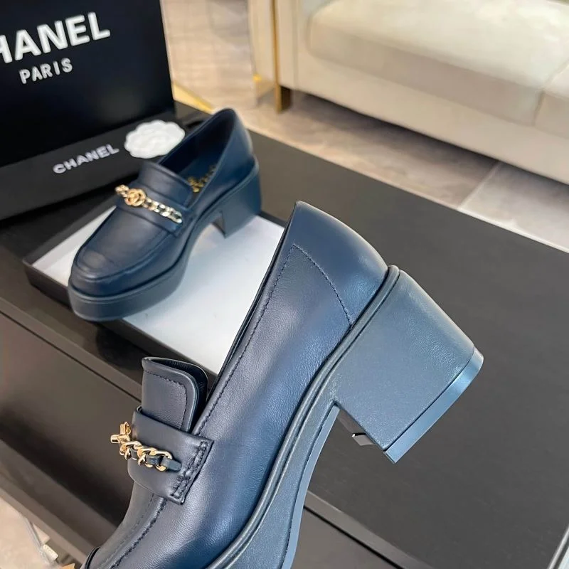 Snug Chanel Heeled Shoes 18139