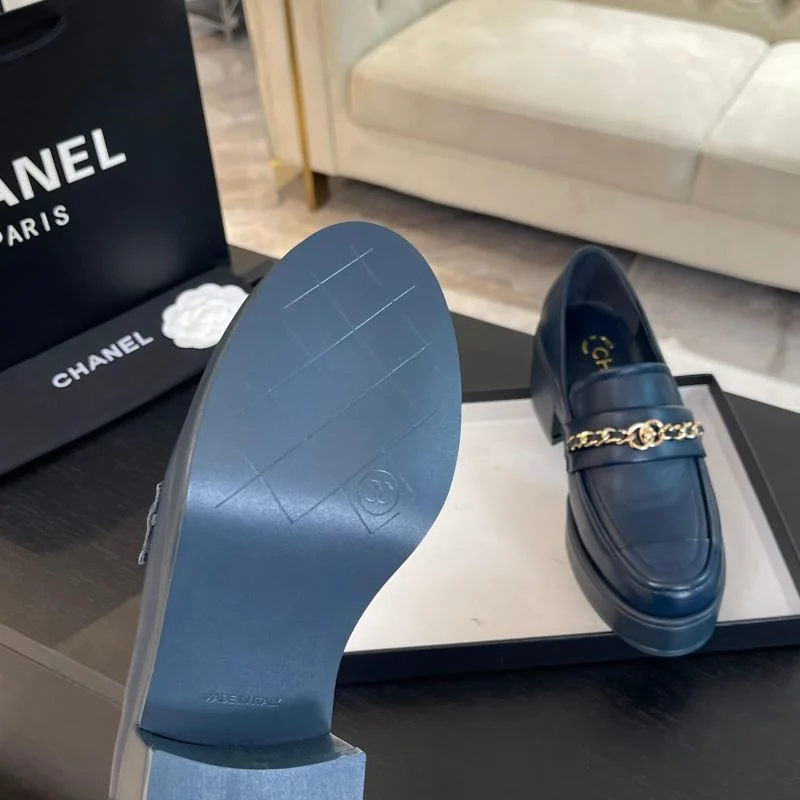 Snug Chanel Heeled Shoes 18139