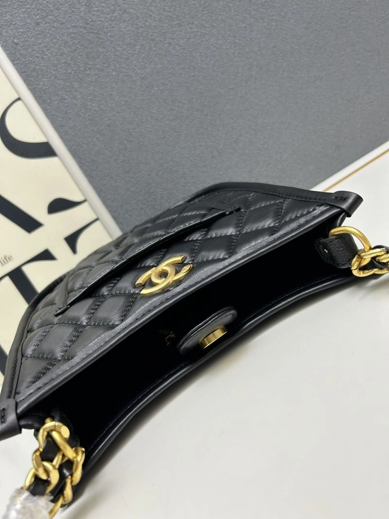 Chanel Hobo Bags Practical 84408