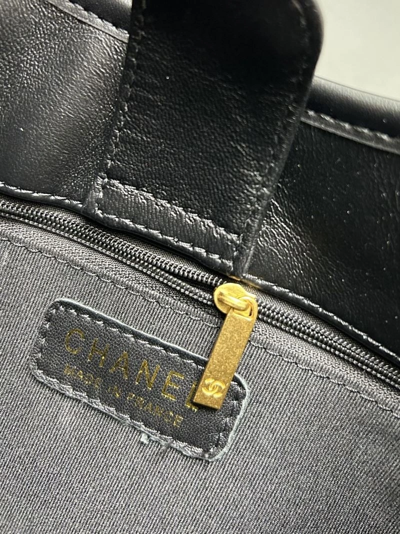 Chanel Hobo Bags Practical 84408