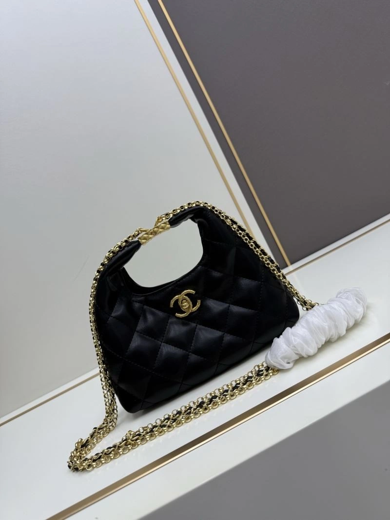 Minimalist Chanel Hobo Bags 84413