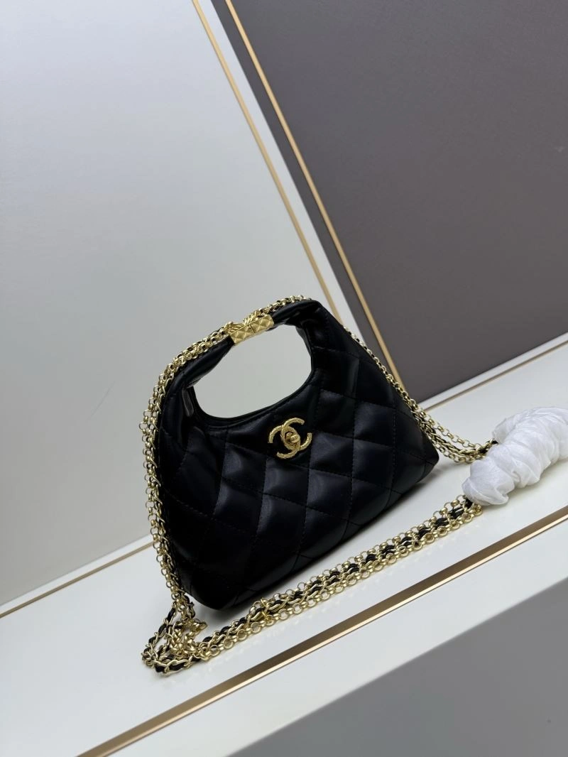 Minimalist Chanel Hobo Bags 84413