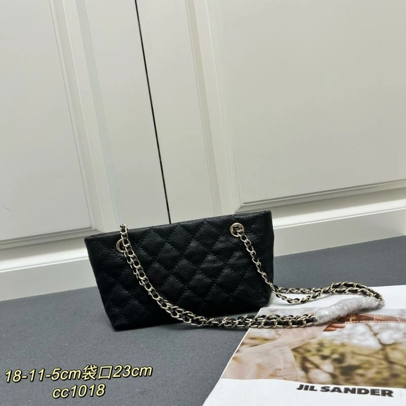 Chanel Hobo Bags Tailored 84407