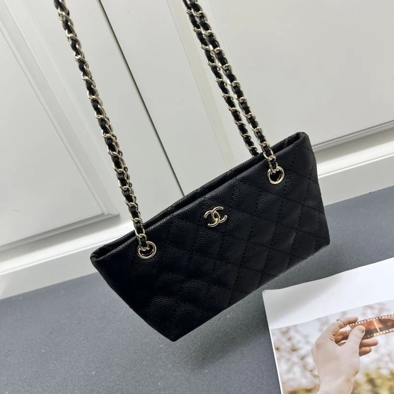Chanel Hobo Bags Tailored 84407