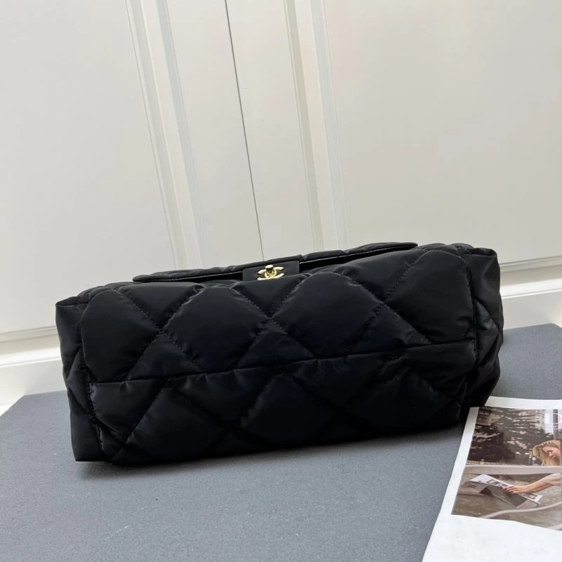 Chanel Hobo Bags Modern 84402