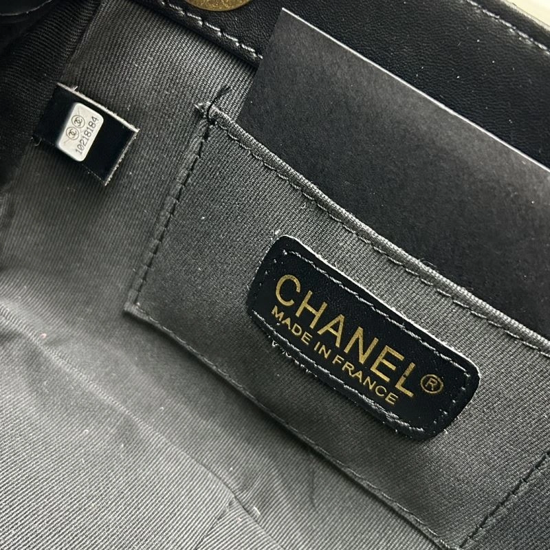 Chanel Hobo Bags Tailored 84394