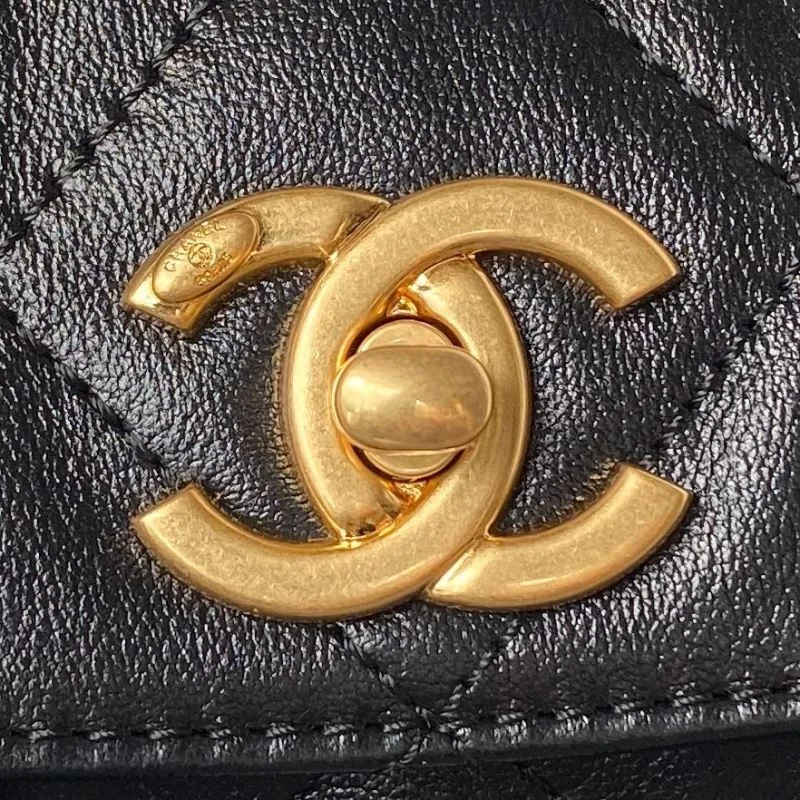 Chanel Hobo Bags Classic 54056