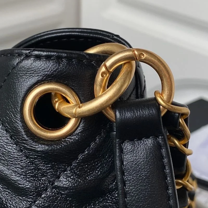 Chanel Hobo Bags Classic 54056