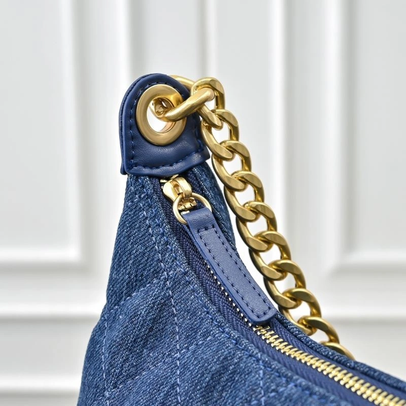 WaterResistant Chanel Hobo Bags 89277