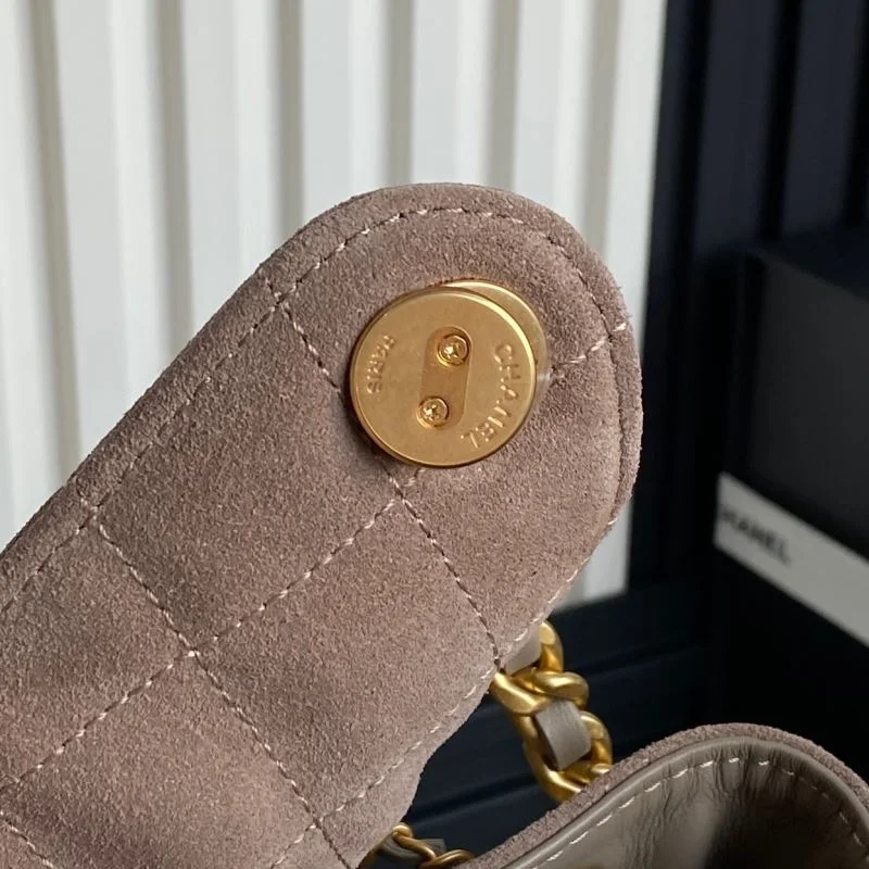 Chanel Hobo Bags Stylish 53204