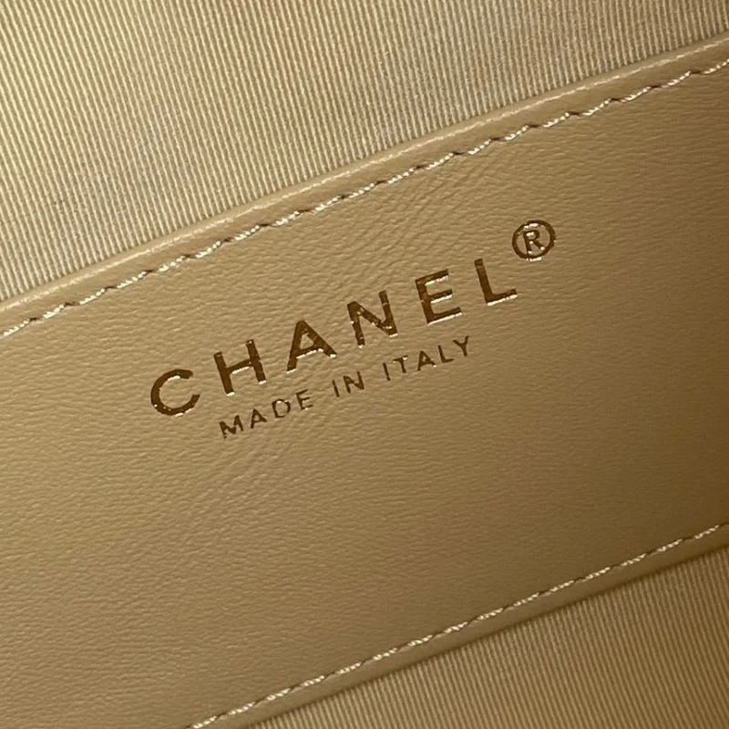 Chanel Hobo Bags Trendy 53194