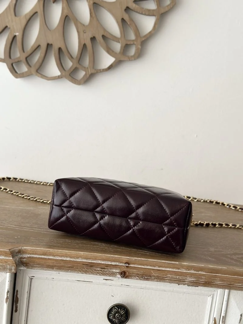 Elegant Chanel Hobo Bags 53232