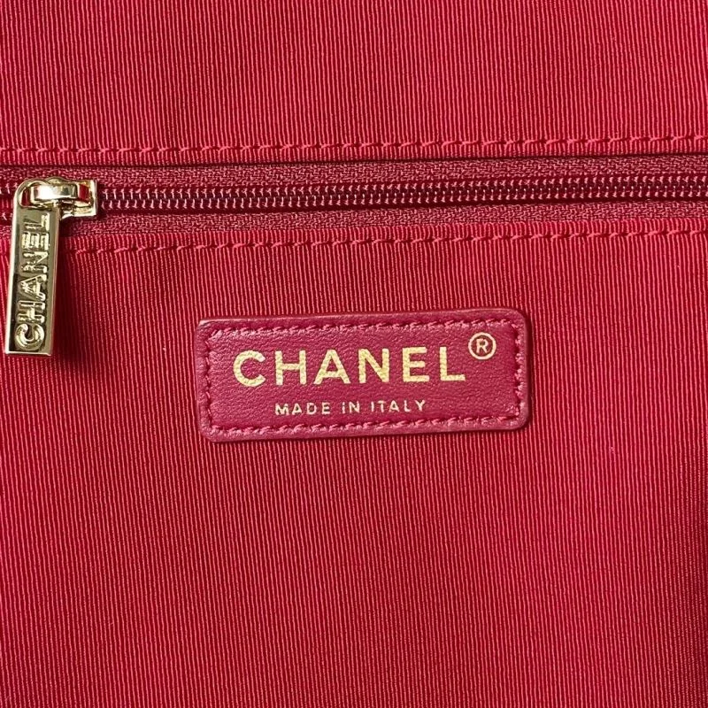 Tailored Chanel Hobo Bags 53226