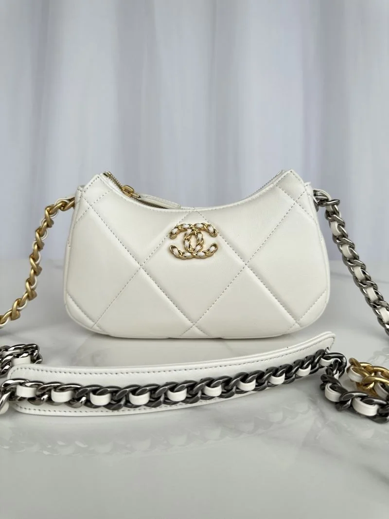 Bright Chanel Hobo Bags 53178