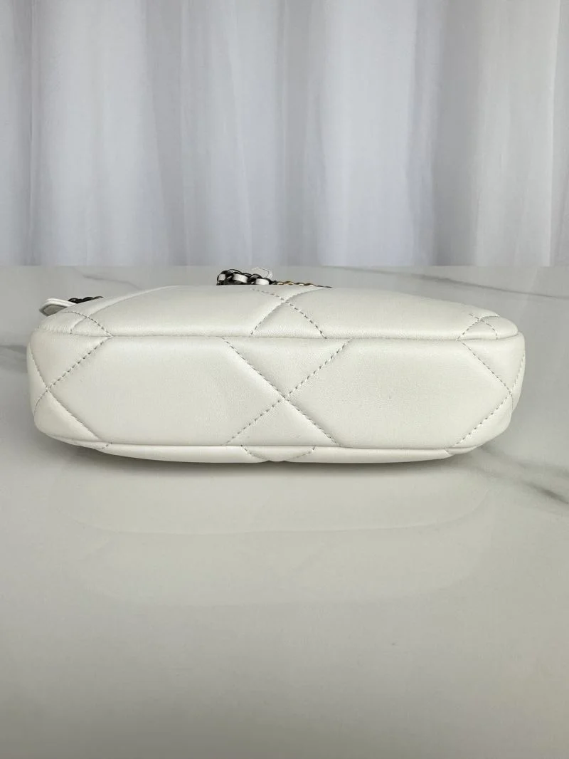 Bright Chanel Hobo Bags 53178