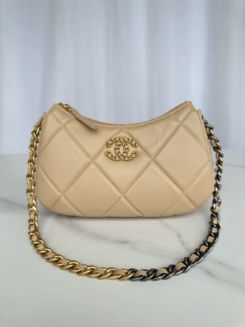 Chanel Hobo Bags Modern 53186