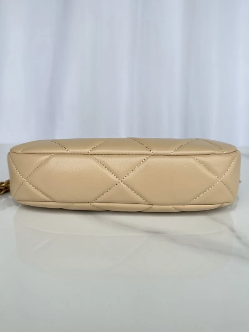 Chanel Hobo Bags Modern 53186