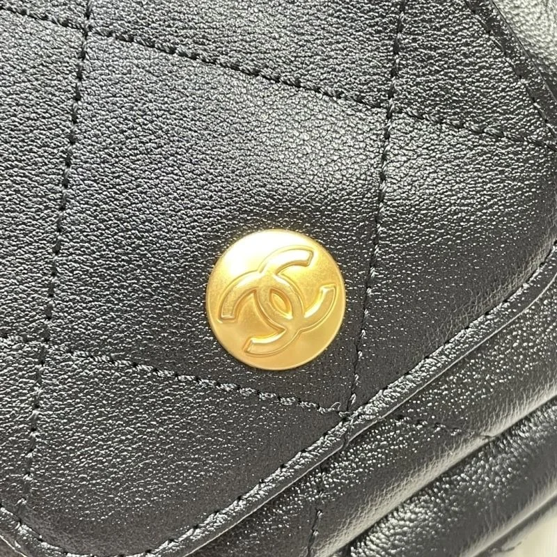 Chanel Hobo Bags Sleek 53169