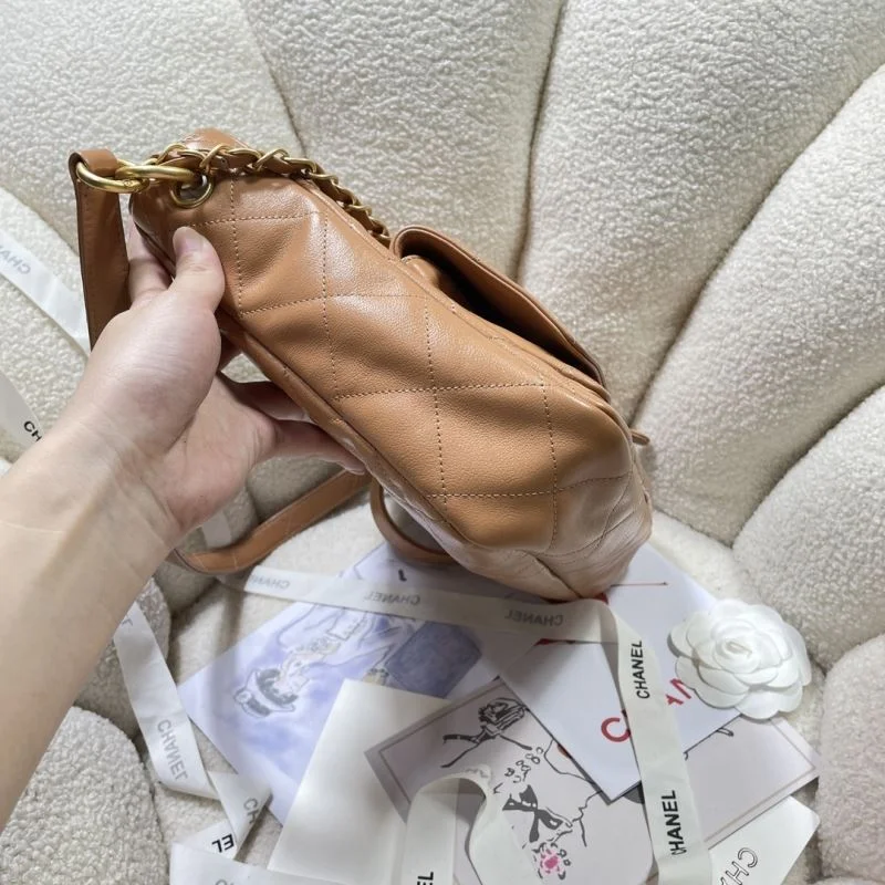 Chanel Hobo Bags Versatile 53261