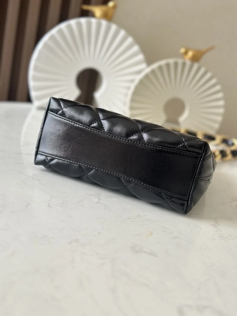 Chanel Hobo Bags Comfortable 53168