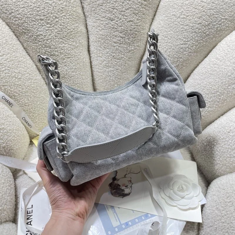 WellDesigned Chanel Hobo Bags 53159