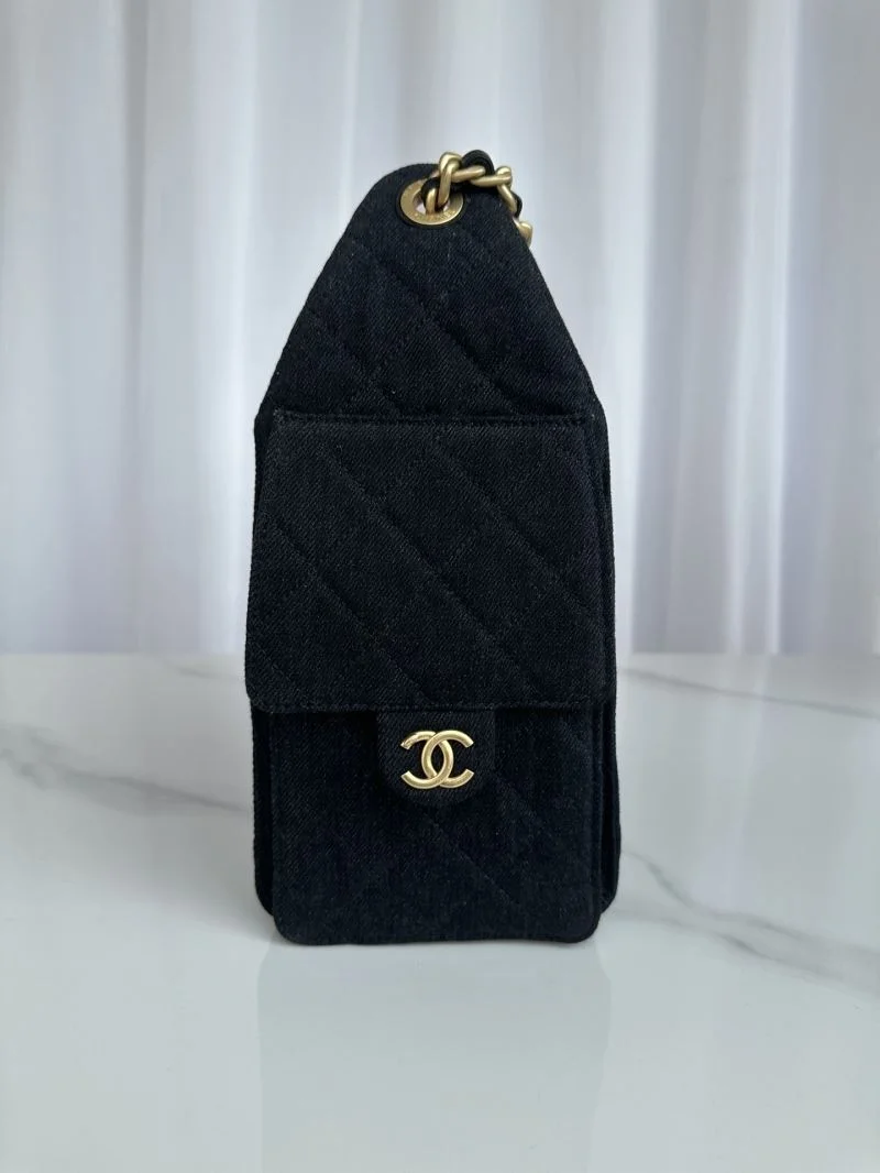 Chanel Hobo Bags TechFriendly 53187