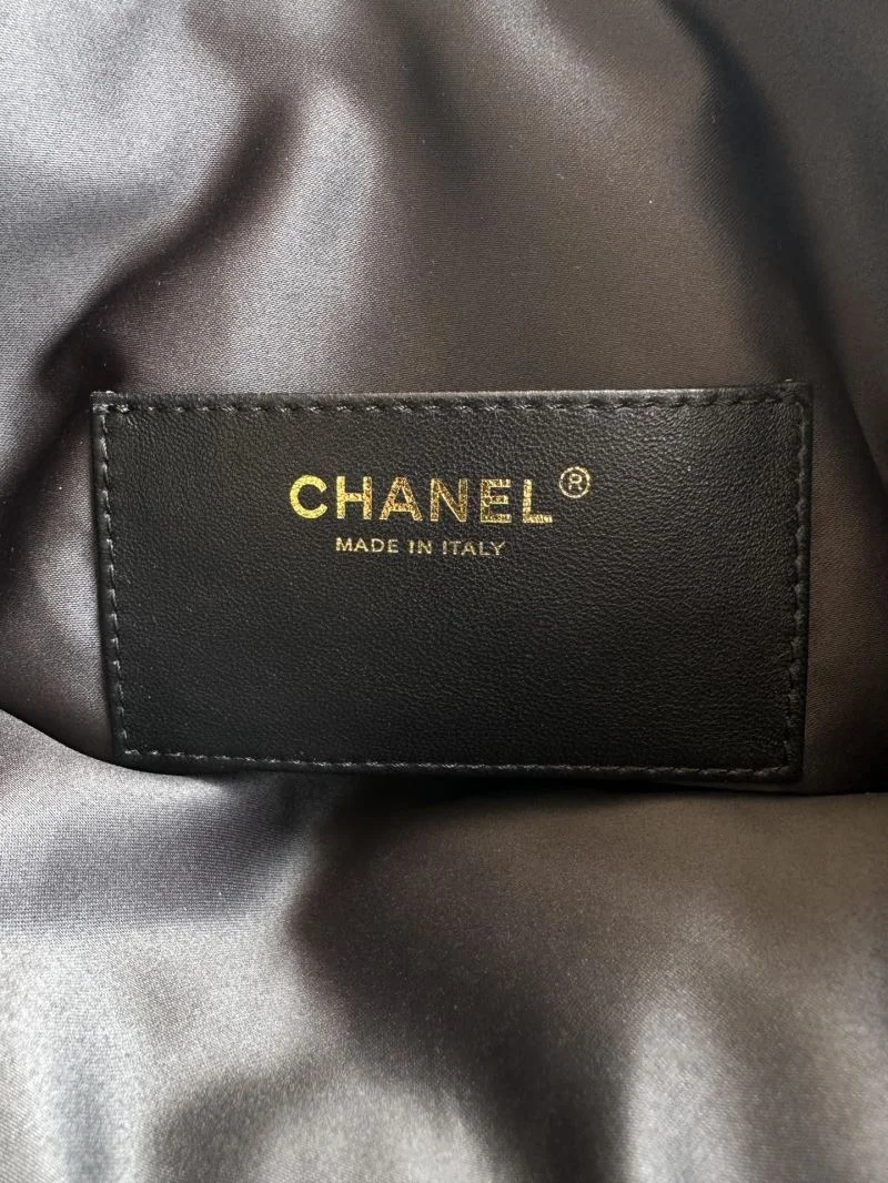 Chanel Hobo Bags TechFriendly 53187