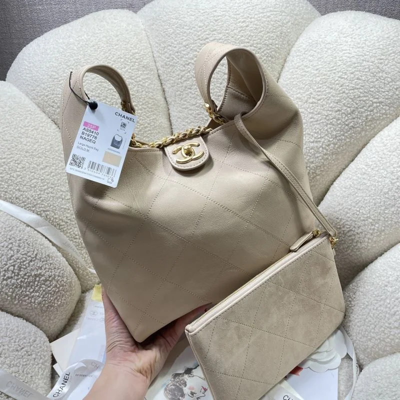 Chanel Hobo Bags Minimalist 53139