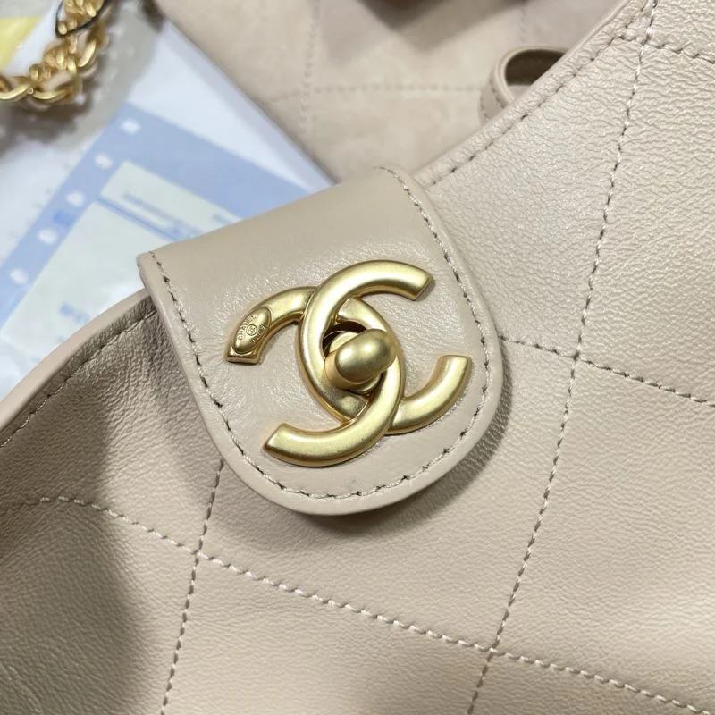 Chanel Hobo Bags Minimalist 53139