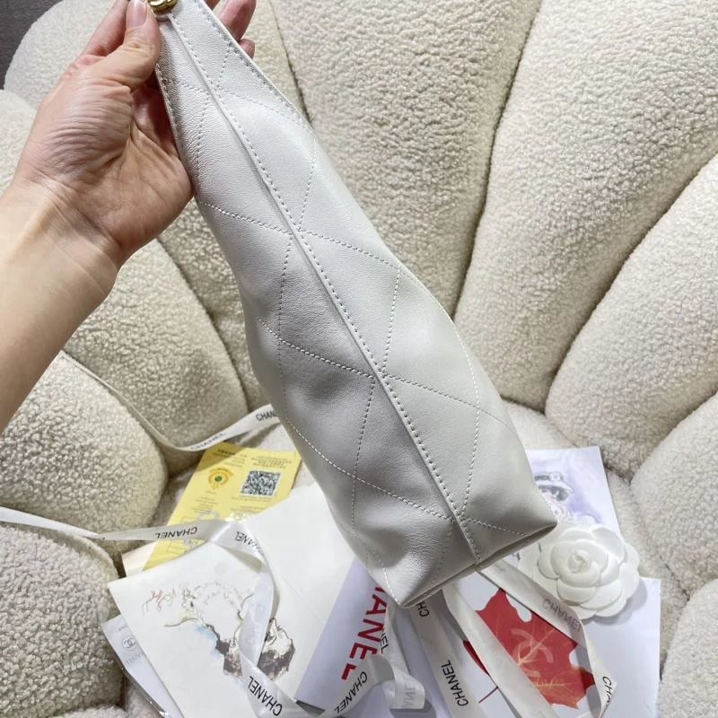 Breathable Chanel Hobo Bags 53148
