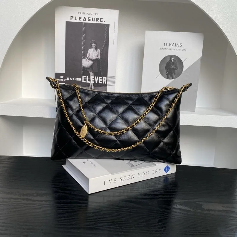 Chanel Hobo Bags Functional 53130
