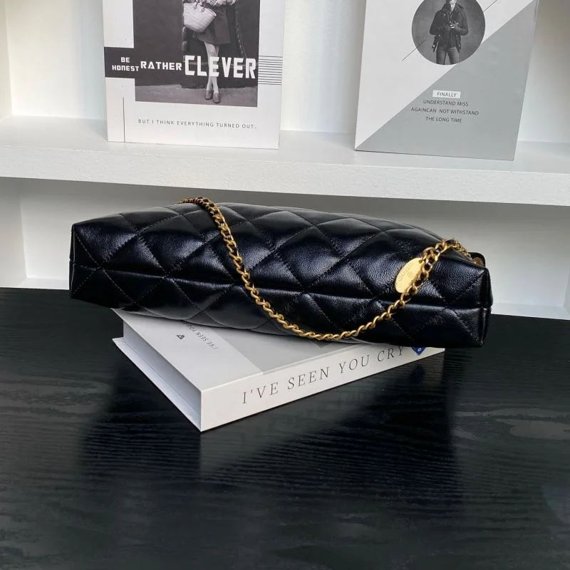 Chanel Hobo Bags Functional 53130