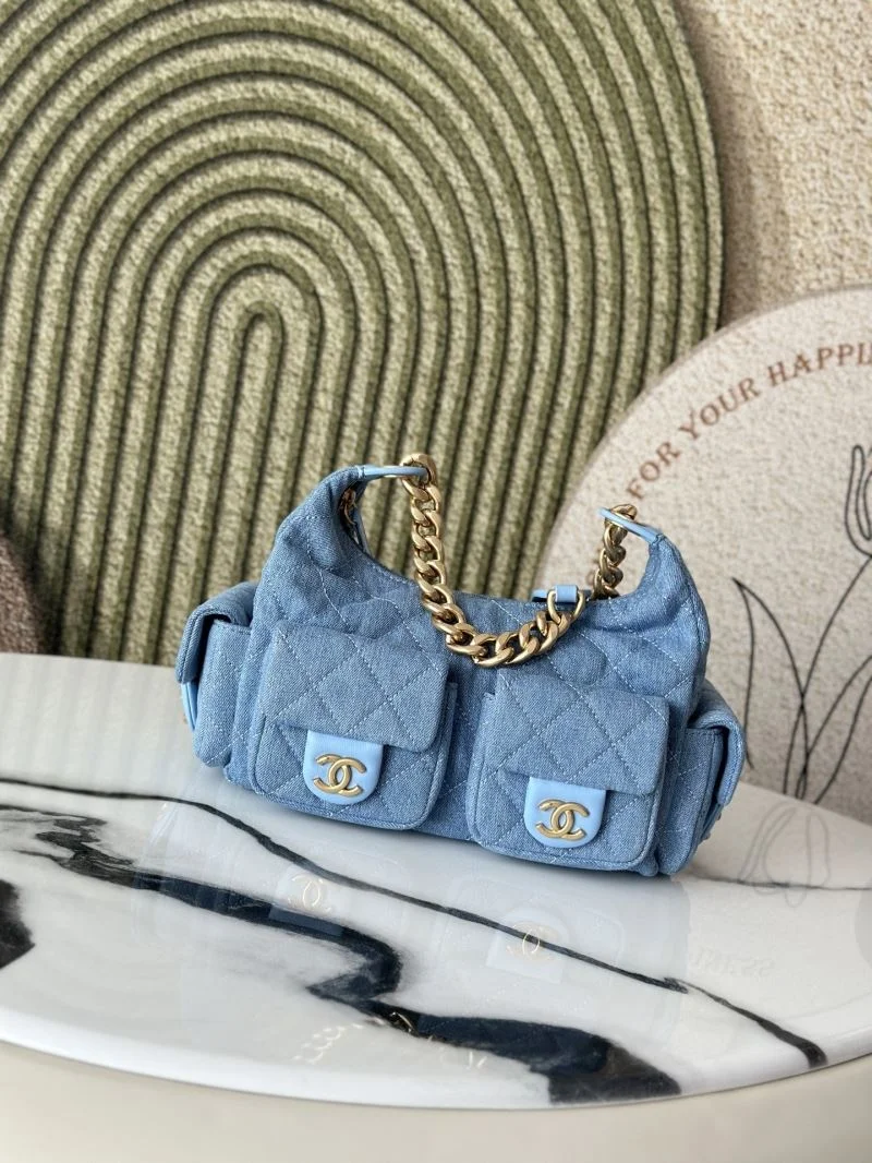 Chanel Hobo Bags Bright 53124