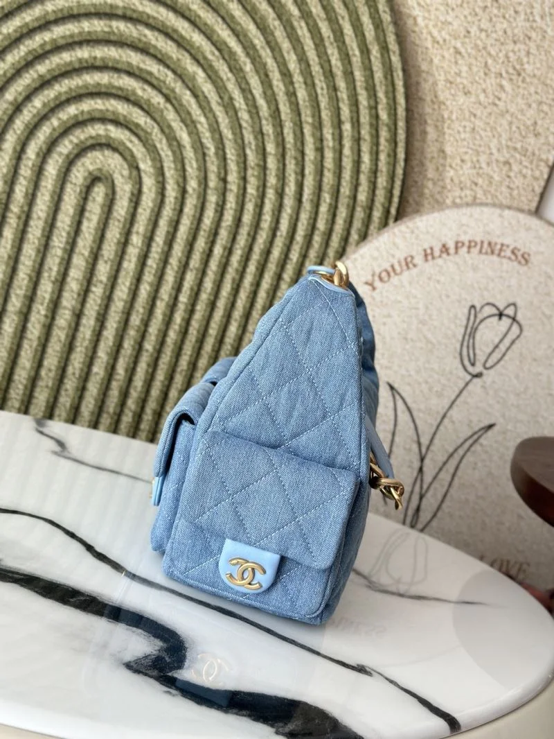 Chanel Hobo Bags Effortless 53126