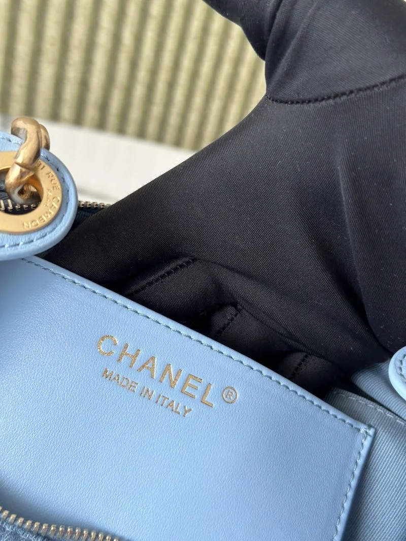 Chanel Hobo Bags Effortless 53126
